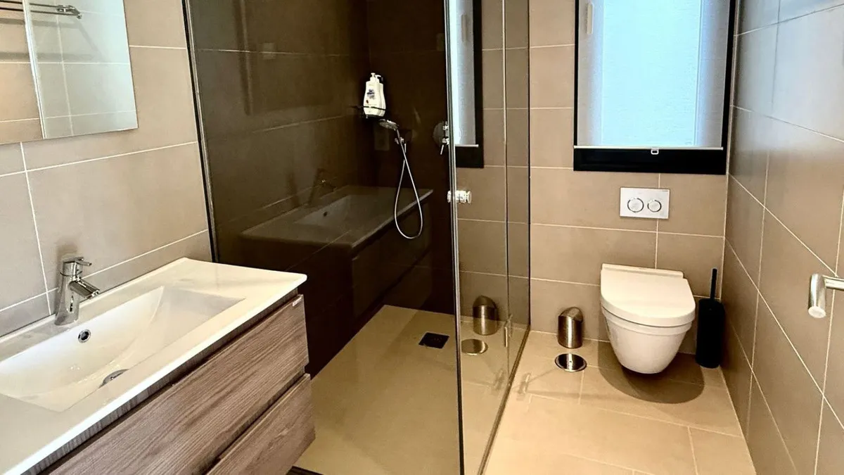 8aad898f-2d38-40dd-b73c-a27ef174f5fe