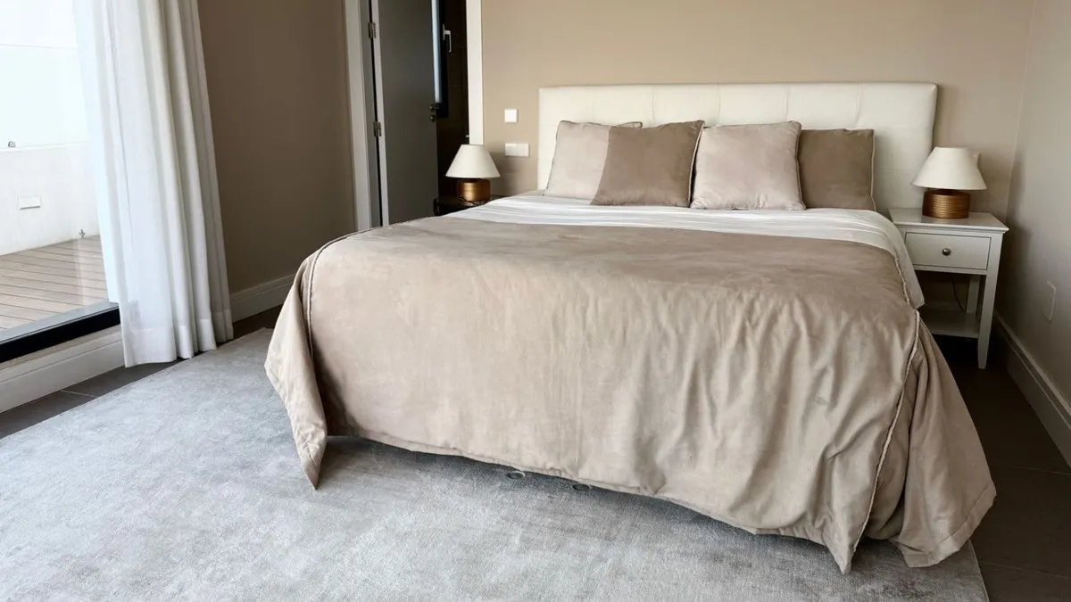 a367f79b-0de1-477c-9839-55859f0f5544