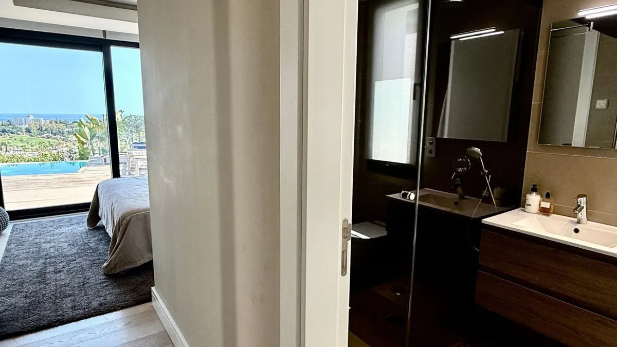 ee9d7136-6a95-4f2b-af96-06550999fe6d