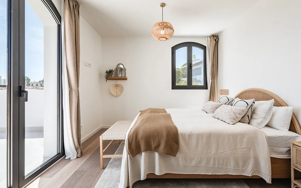 0c1b2ec1-ef07-4583-8b21-61874ecb2ce2