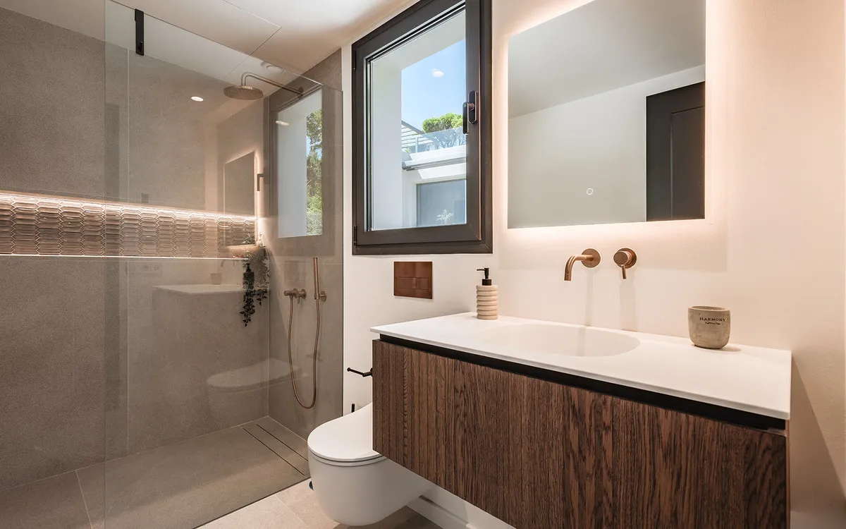 dede824a-ede2-4961-a087-bc53034642d0