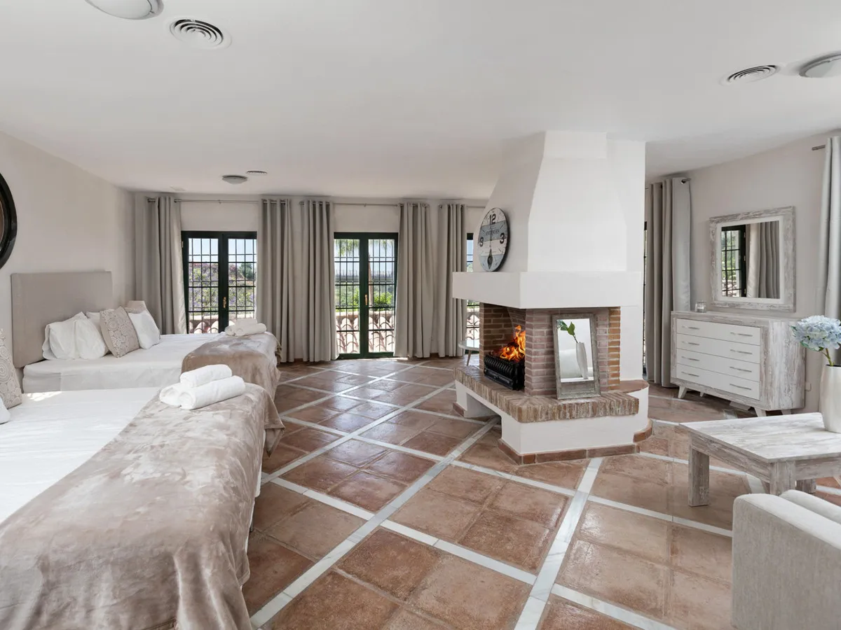 213d8a1e-9778-43d4-8d55-75b90a71acb5