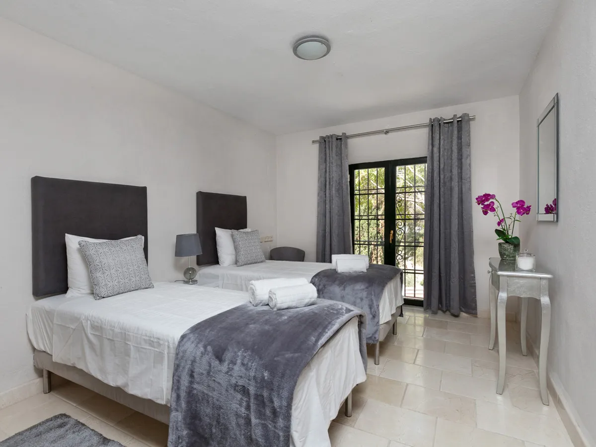 ed7ad8b2-3194-4fef-a991-4a0b214b12c0