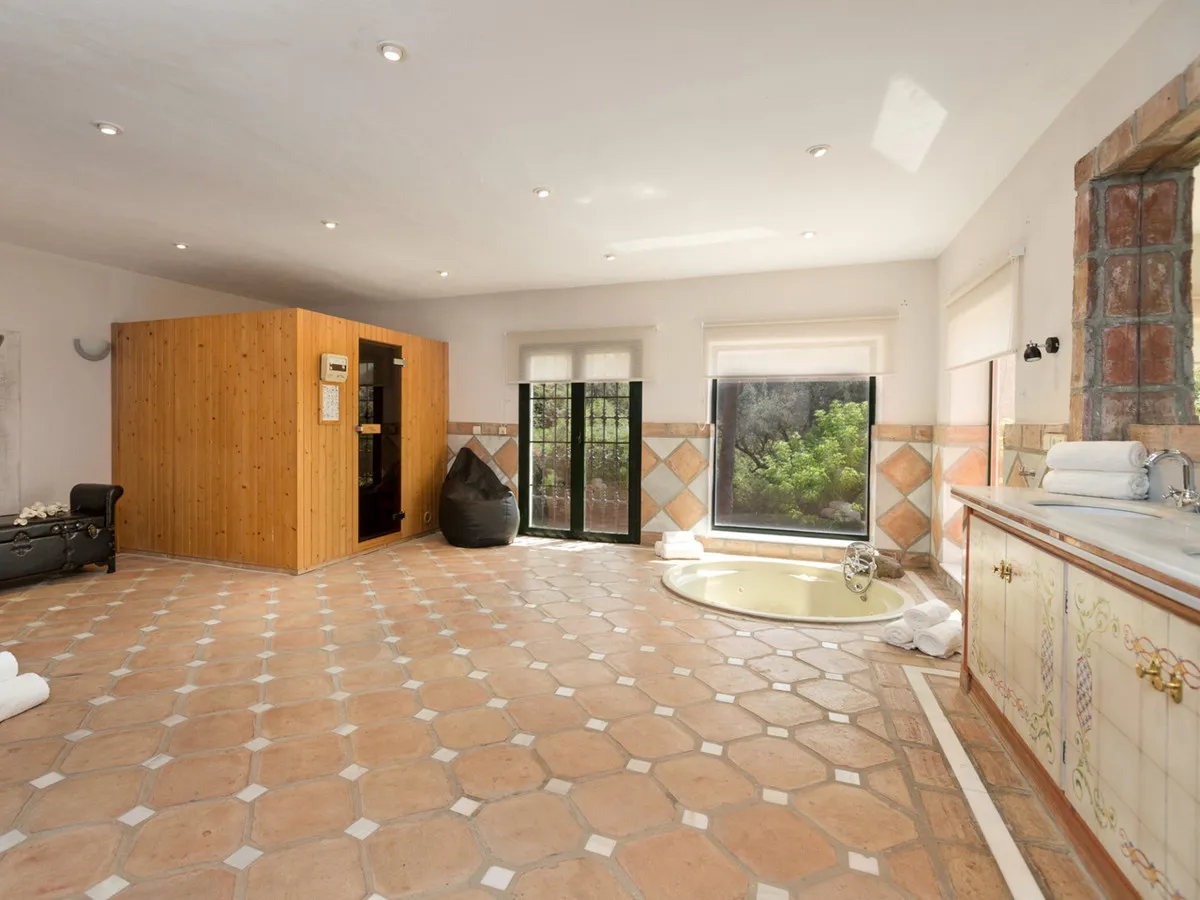 f5b2e039-c810-4f1f-8ede-d8ae17dd99ed