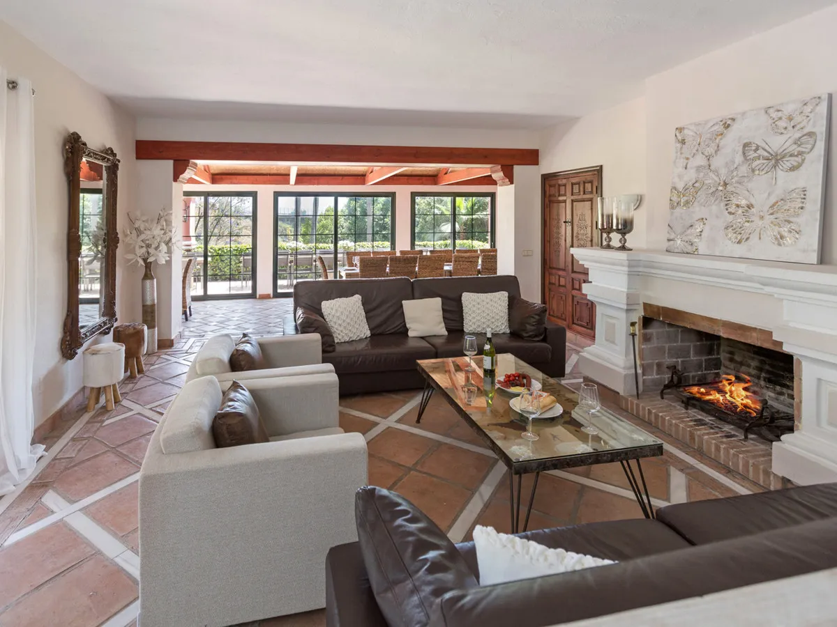 f9d21ee1-9228-41a7-b181-161bcbfd8f3b