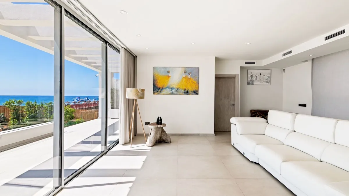 60e5dcca-b8c6-488b-bec8-2d1f06cf6e03