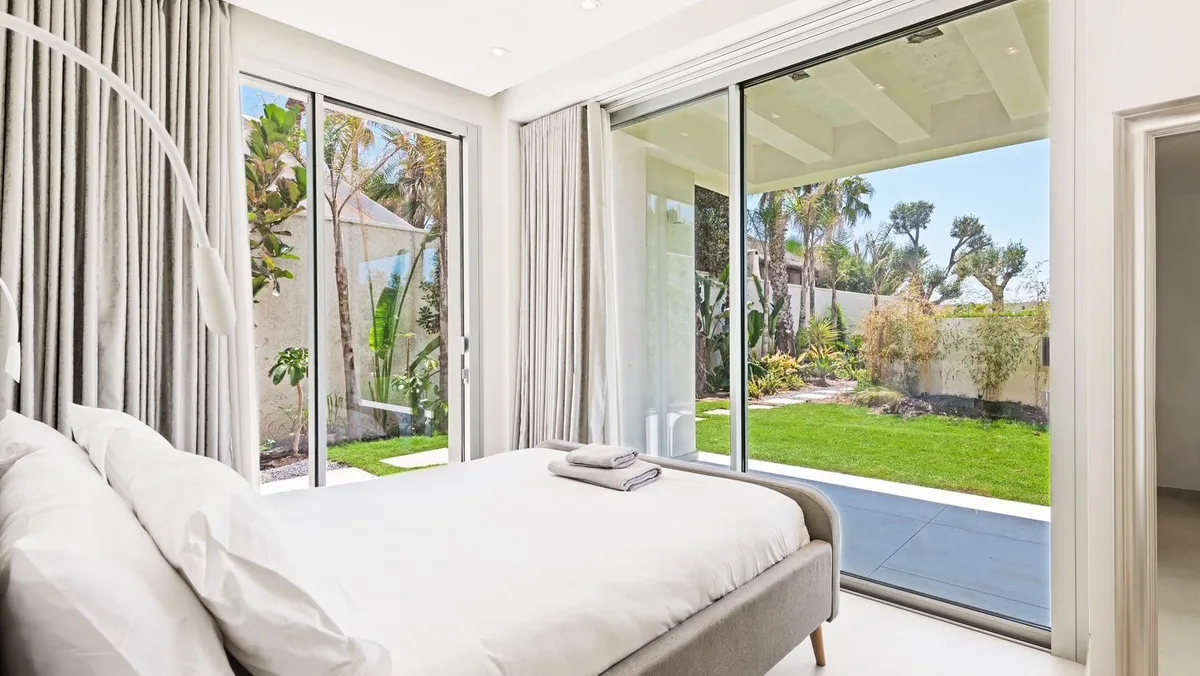 c71fd371-a79a-4dba-9bb0-d3cb5777f49b