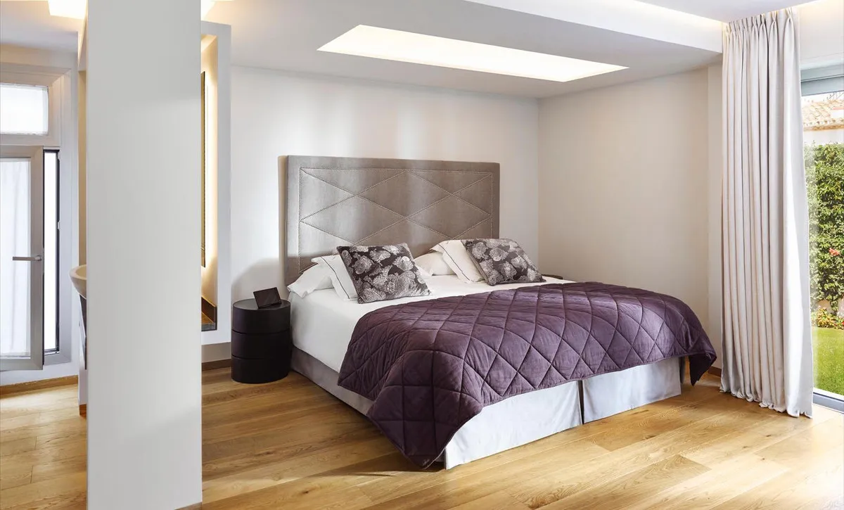 f4ffad91-a17b-4b1f-9c29-70b4d97e2b83