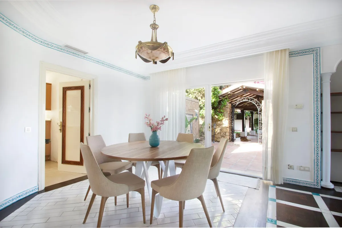 1c9eba40-e30f-4dd2-ad86-2ef71a0df95a