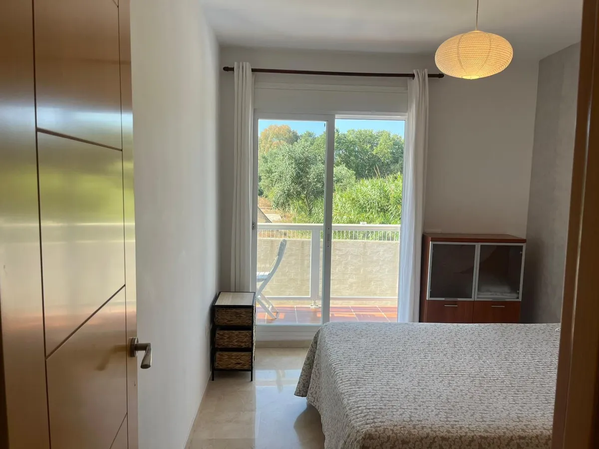 6b9ed888-ae67-4dee-8357-1d395f120724