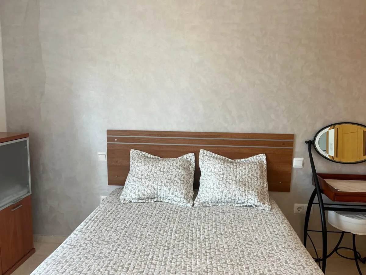 dc837114-d3ab-490c-835a-b96d269a0761