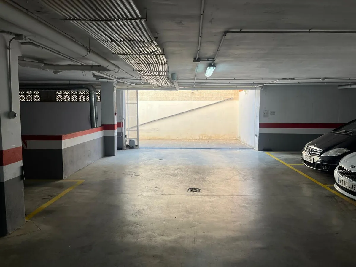 e87fa053-4550-4c09-986b-bb7f6307a5bc