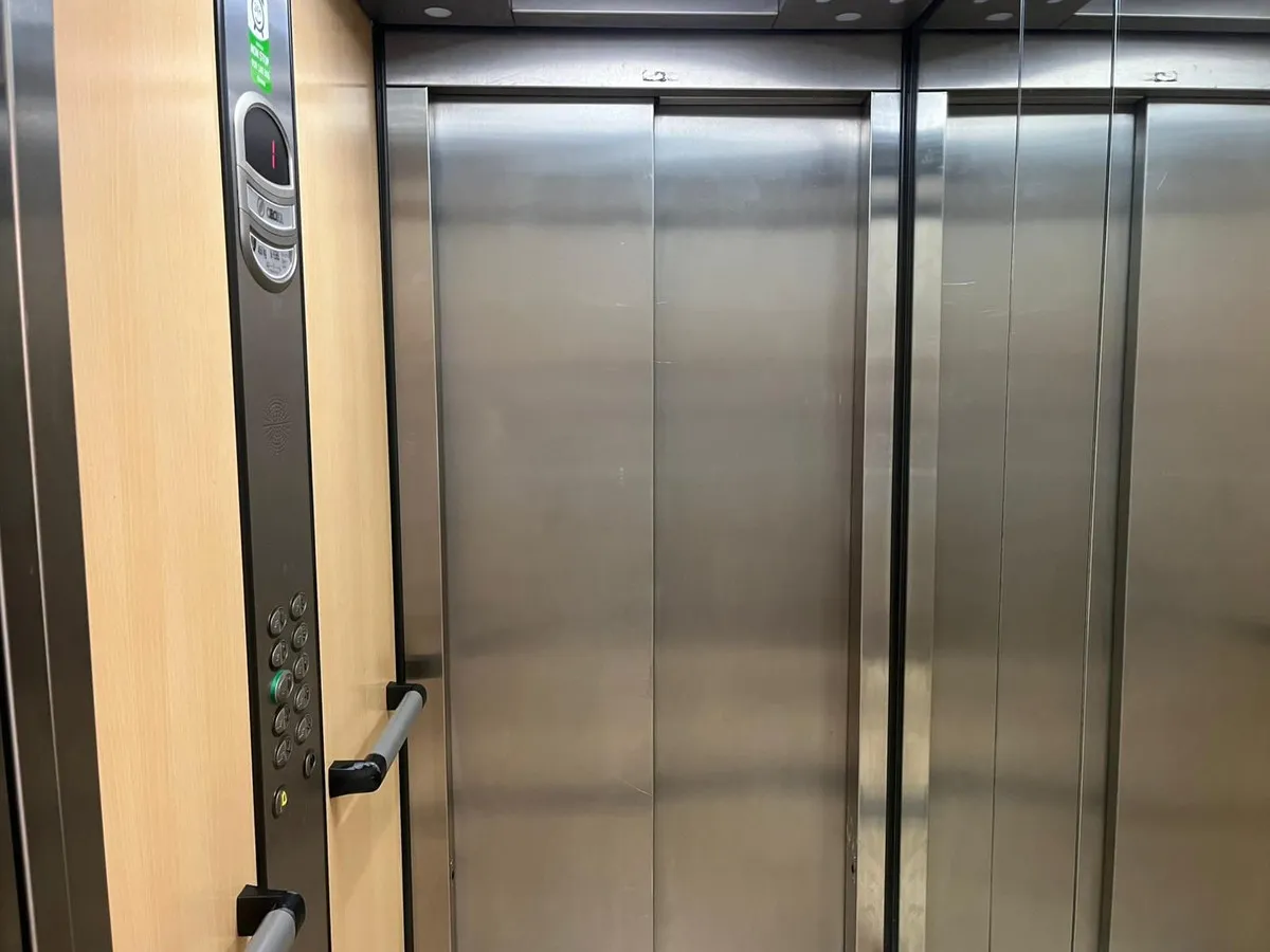 ea965ffc-868c-48a1-ba24-d8e5c19afb82