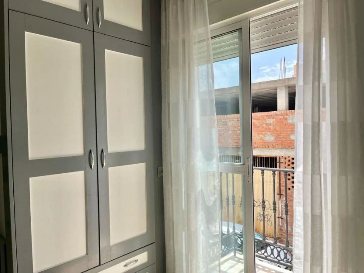 98dd1870-caca-419f-9e61-4c53bc605c47