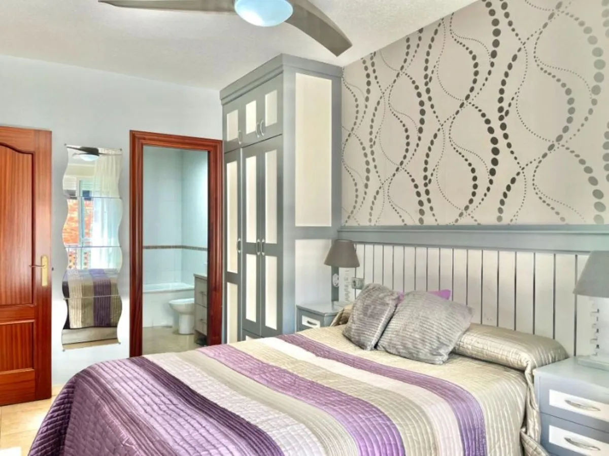 c2c6674e-8465-44de-9ca1-c9a65d5a210a