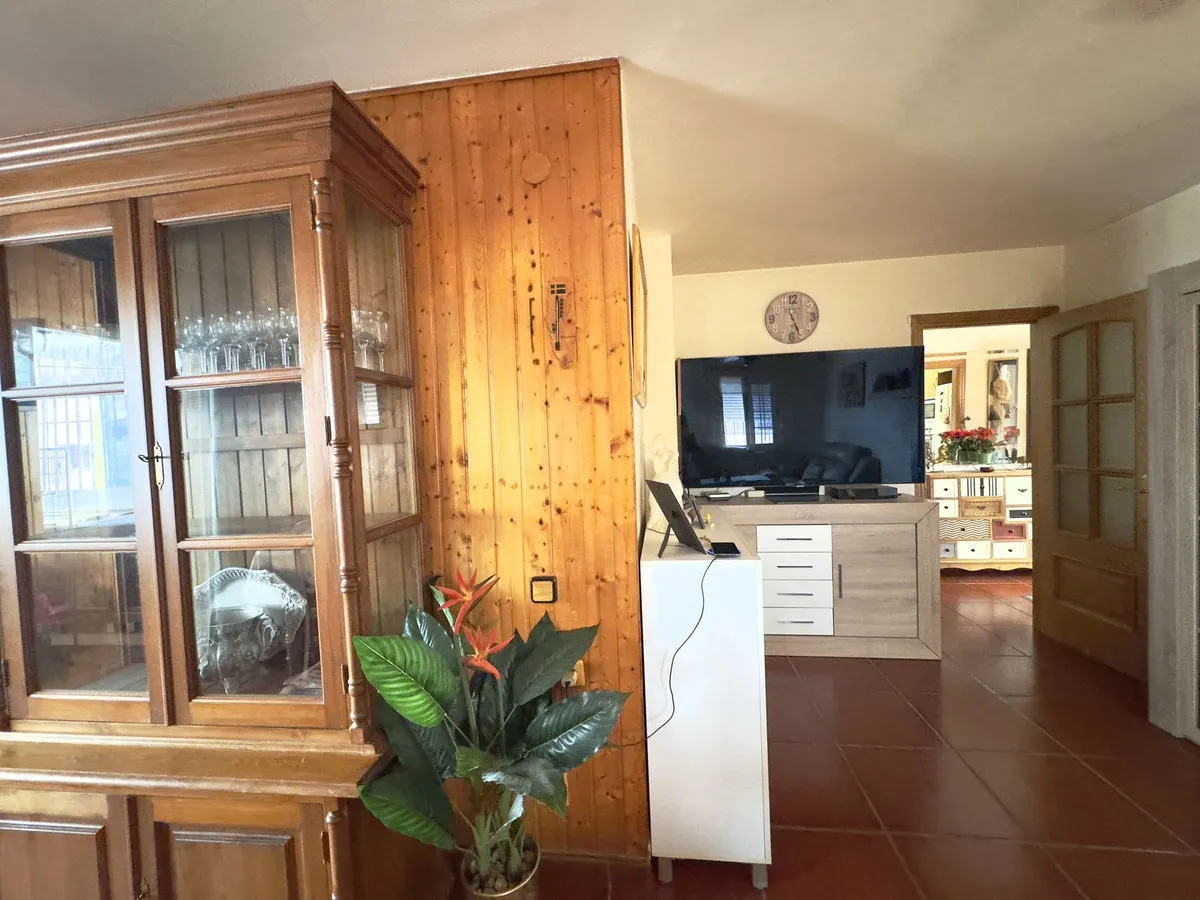 c9de8d28-a8d6-468a-99c1-e1db4ccaef37