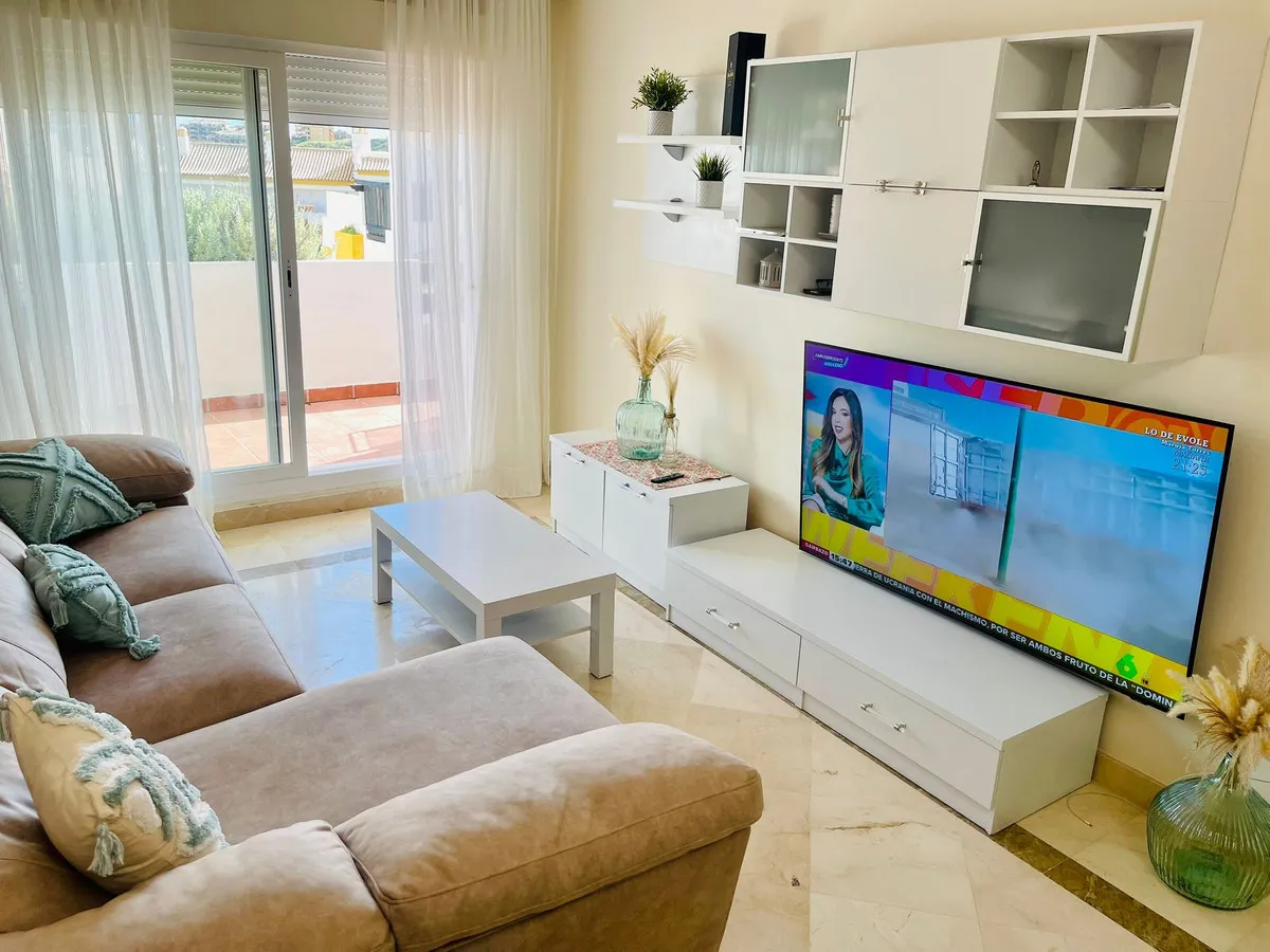 33651163-91ed-472b-aec1-f9e4d9fcafe2