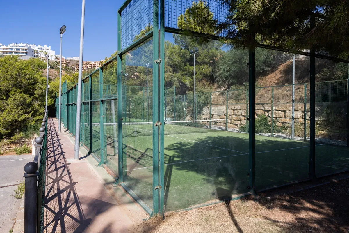 74518736-d523-4410-a79a-b6fe6451ed5d