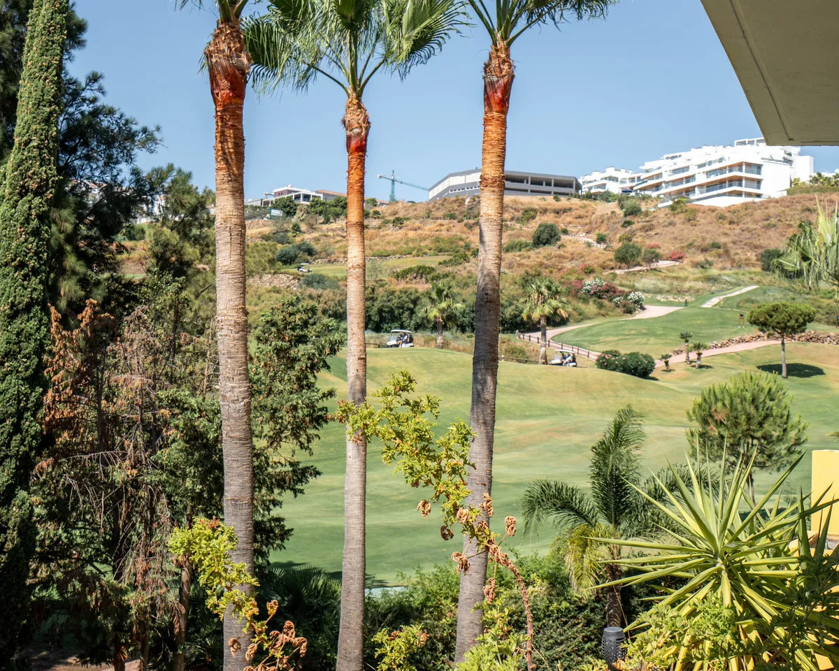 8354a0e0-d663-4438-a49a-a34ed8c0ba92