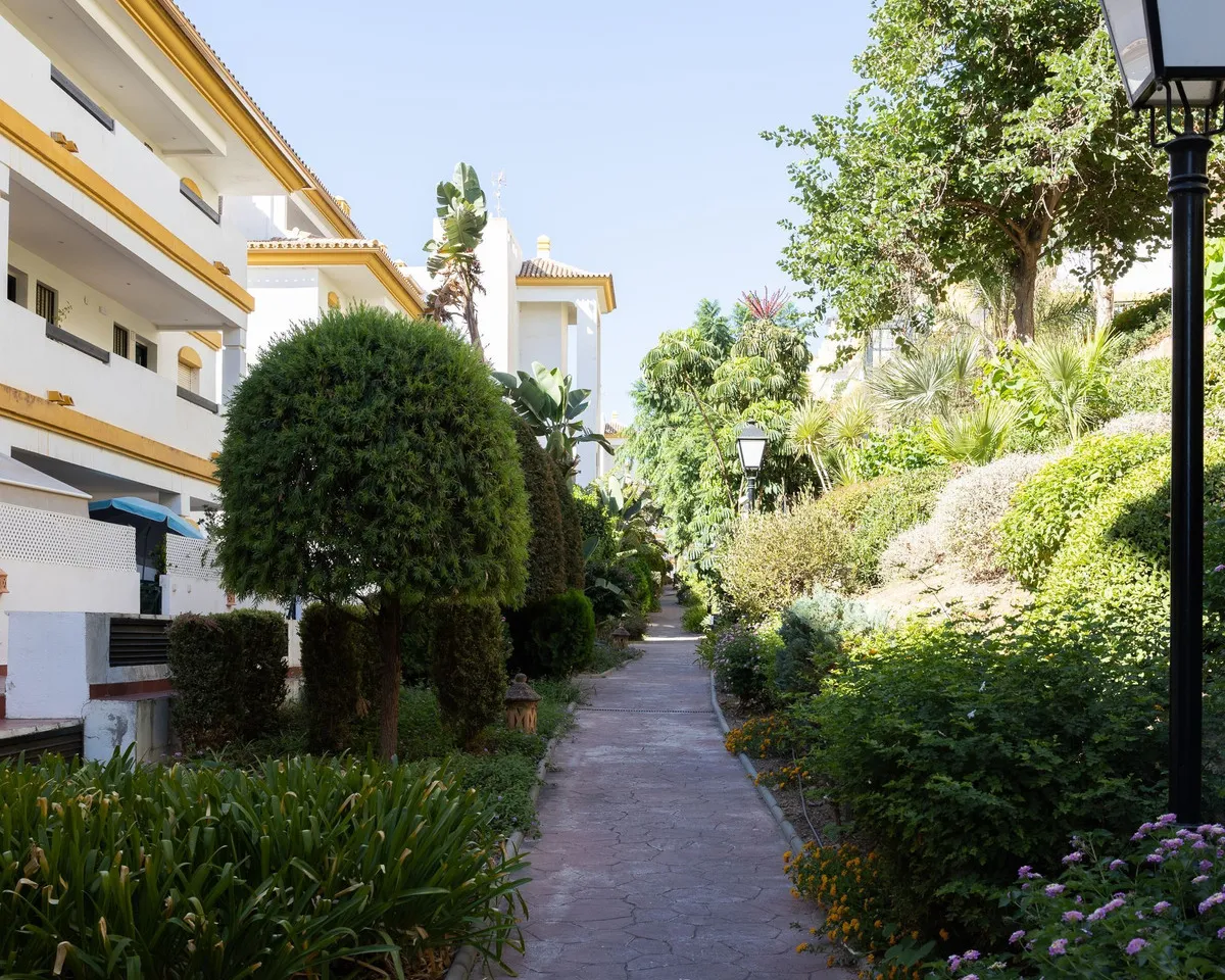 9ff3903c-7bbd-4238-90c9-09aa77faf368