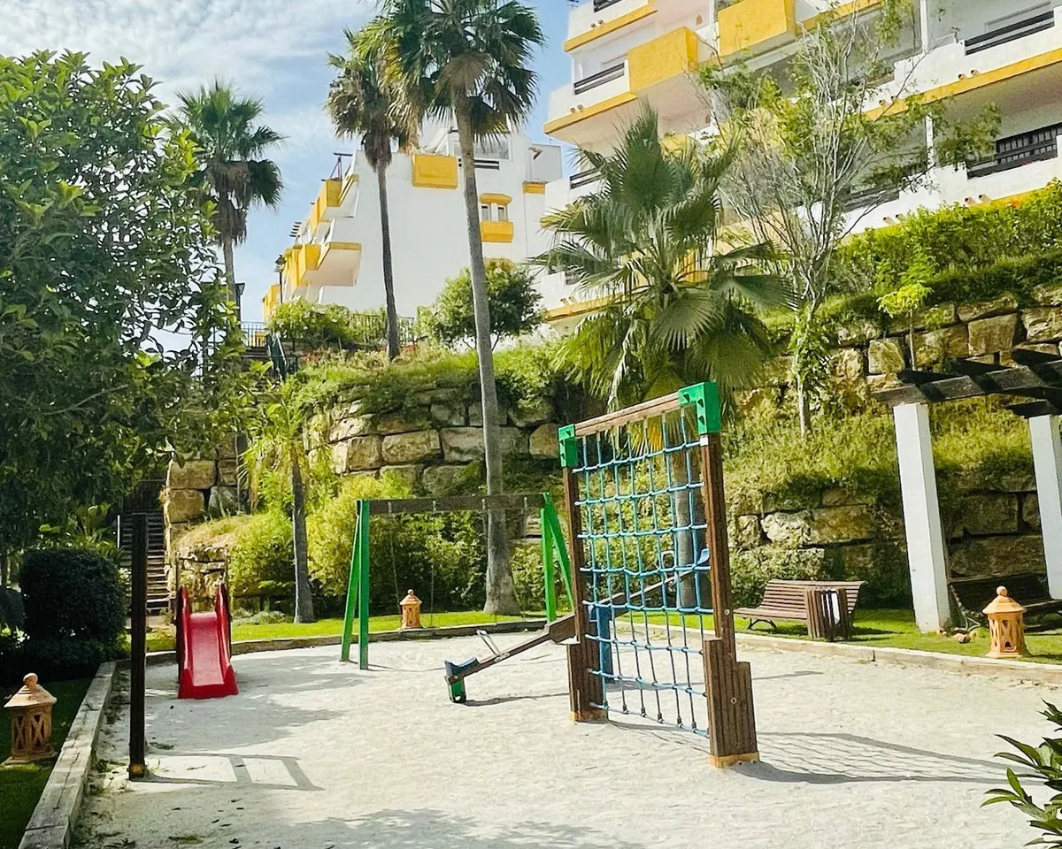 f064d477-dc09-4666-9383-f2245ef87ef3