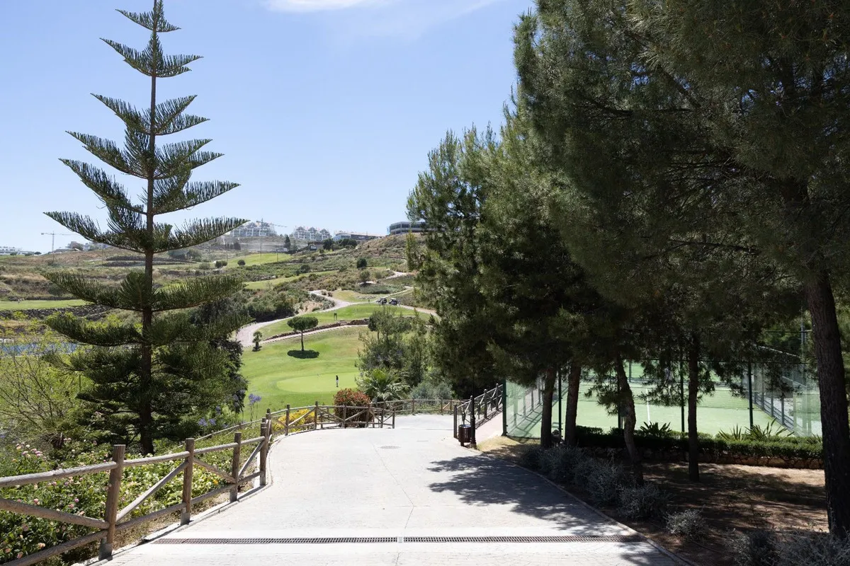 fafa708f-8d76-4840-97e0-d60eae6cb7fb