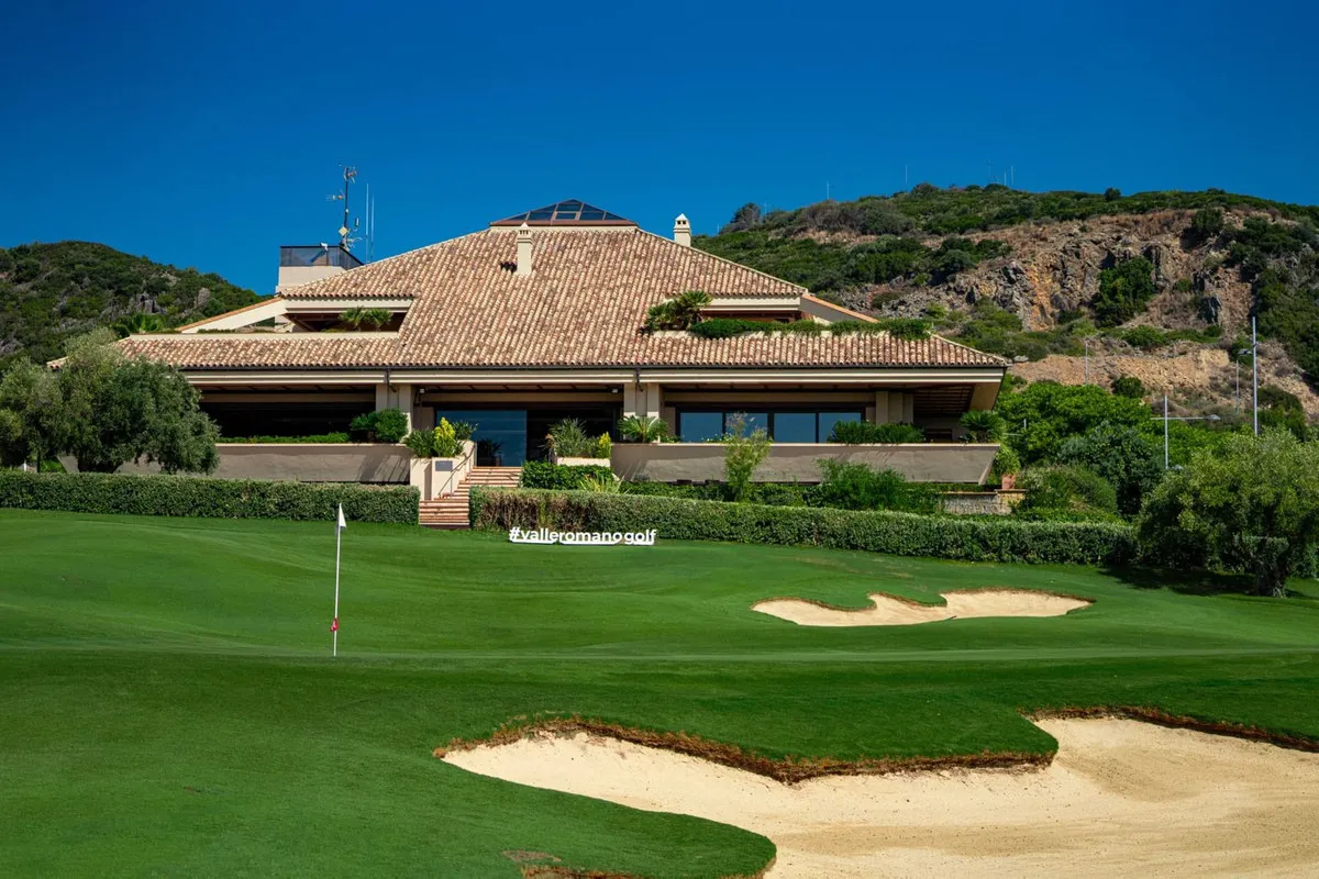 d5d1b985-a0a7-49e4-852a-41ea6a61f01e