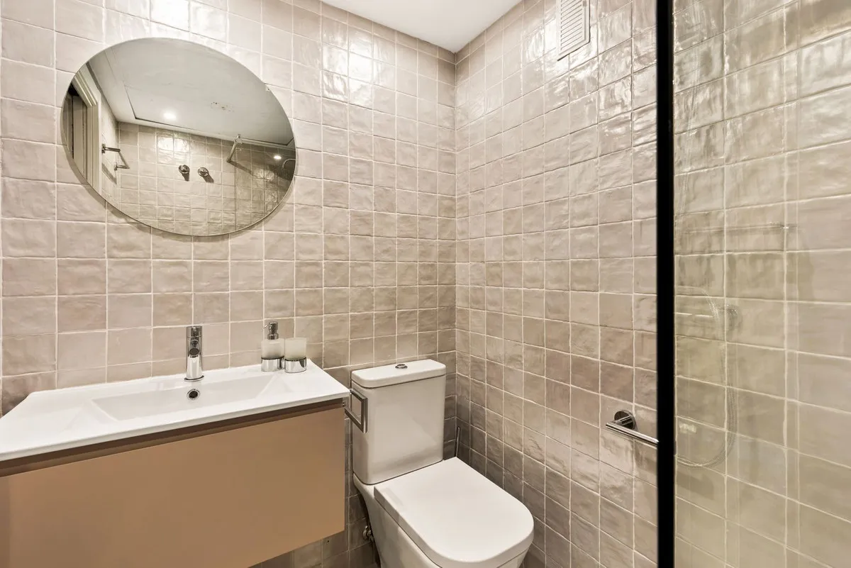 efb692c2-fb4b-49be-ac80-bd534f544593