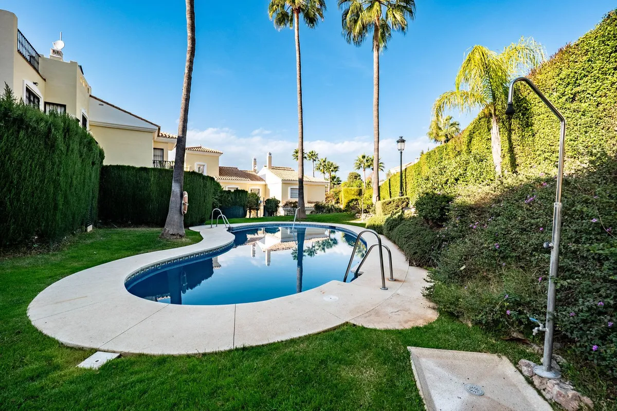 54b69c35-203d-413d-83c5-613797f1f771