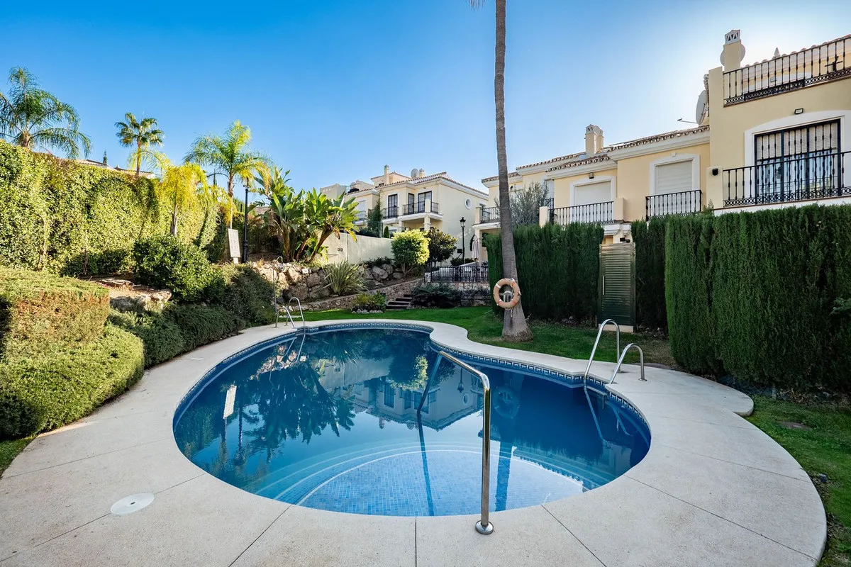 7ac30e18-f199-44db-a523-b50a95be1f70