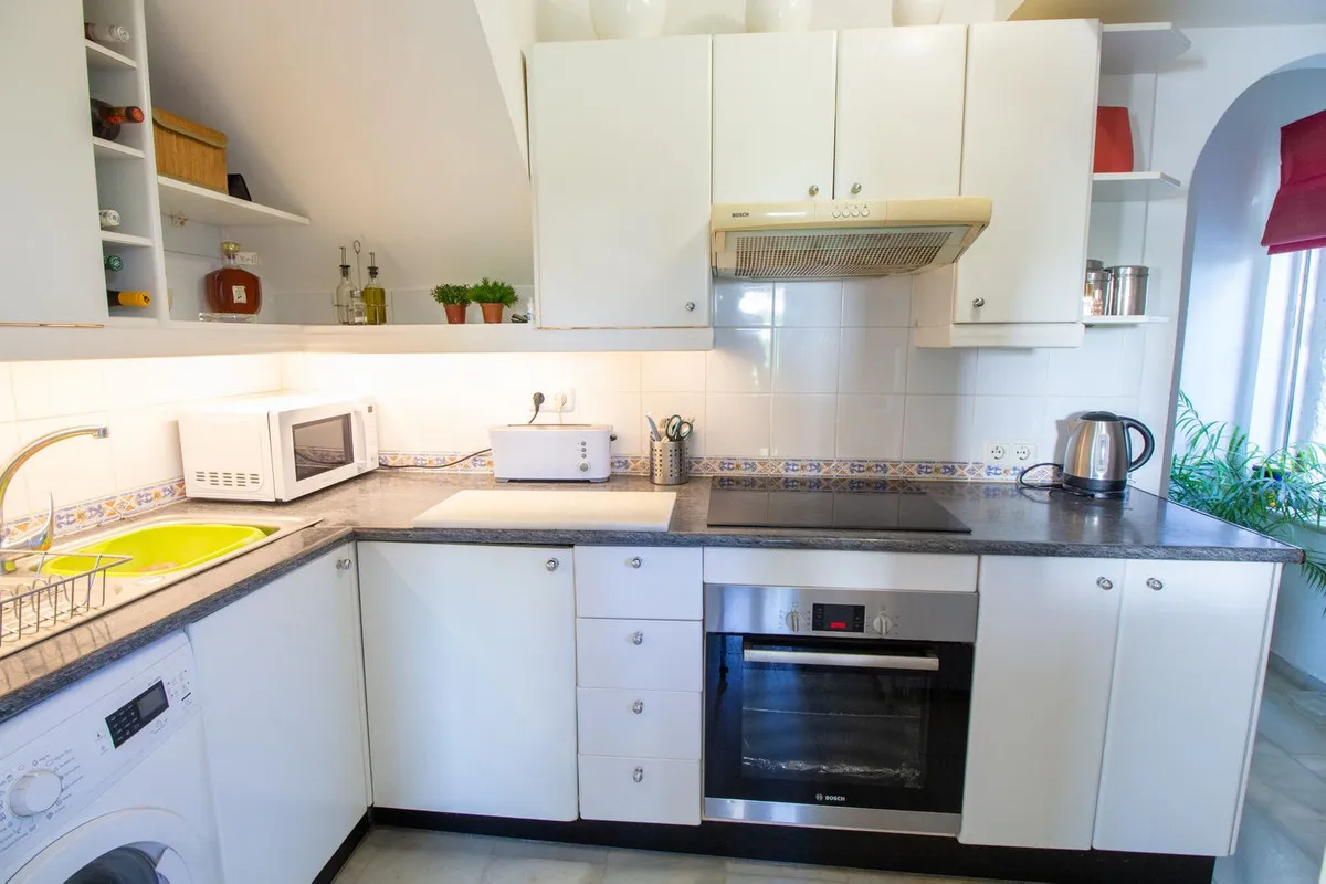 2773f238-8c08-4581-9e64-a801d11f483f