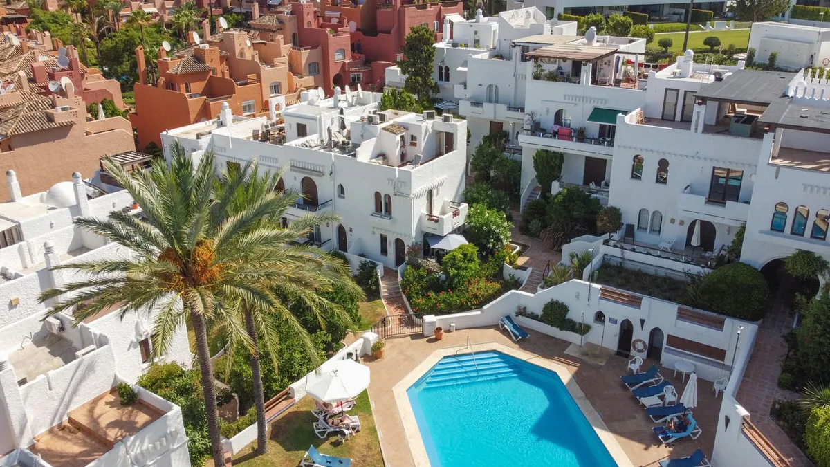 891e33b1-cb0f-49e0-9759-4bced7d41367