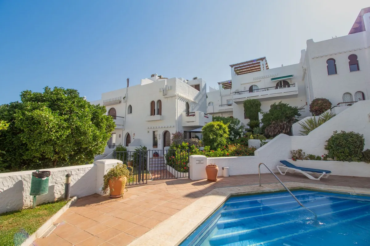 cb3f34ae-0af6-4d49-87a6-55bf3ca6b164