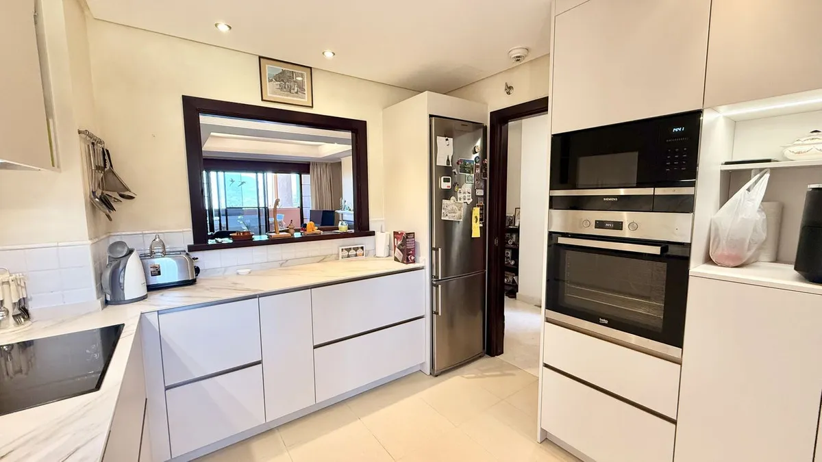 8f14a51a-be06-43a7-a1c9-258f8d1081d0