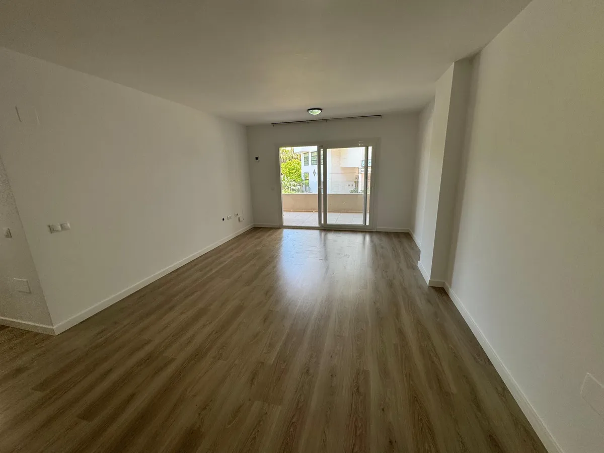 ac8ed564-6ec8-4cee-8fea-c25f7ae77e89