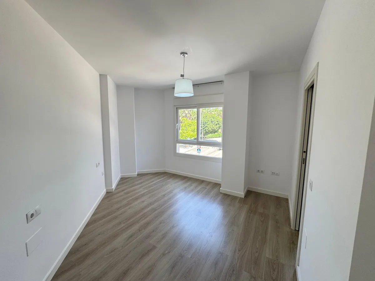 b930bd24-9703-45fc-a1d9-5800a6b5d47c