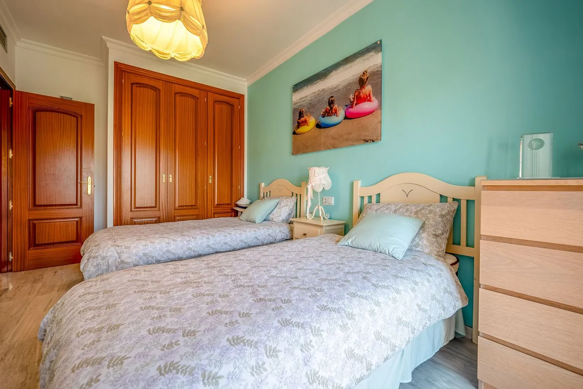 016cfc8c-66b1-45ba-b9b5-12ce55812f96