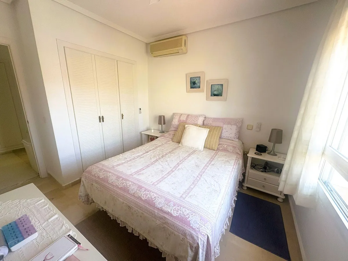 42500d2f-dd00-4748-a21b-293c93c064e4