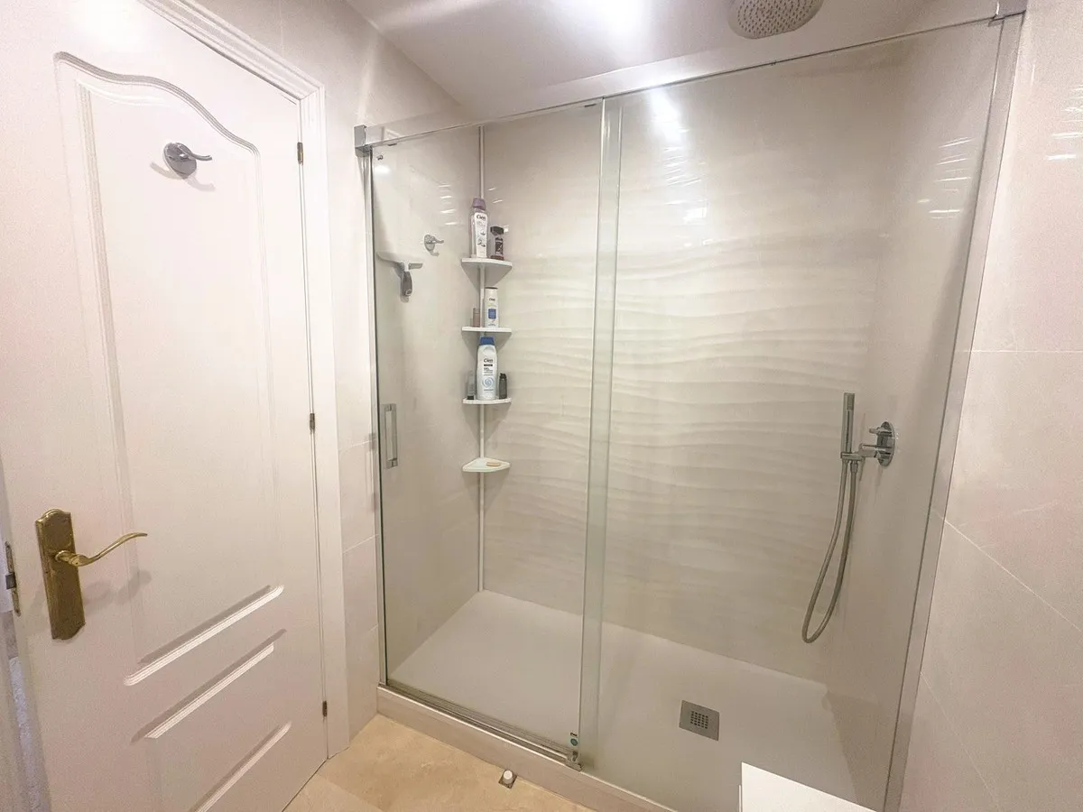 a0725a2f-c860-4a6e-bad6-0c542cae149d