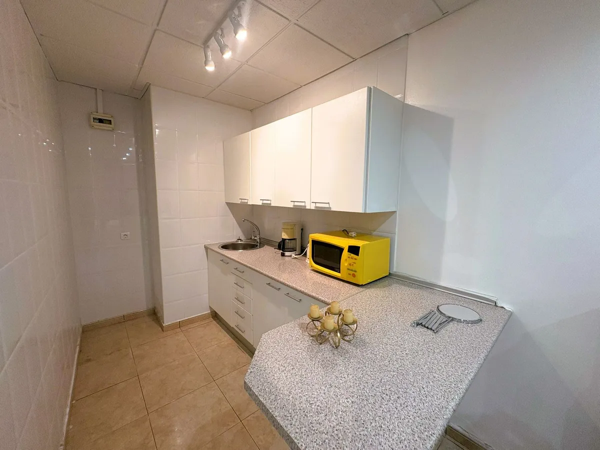 a8fe8183-e1a2-4c50-9d55-69cc36edadd1