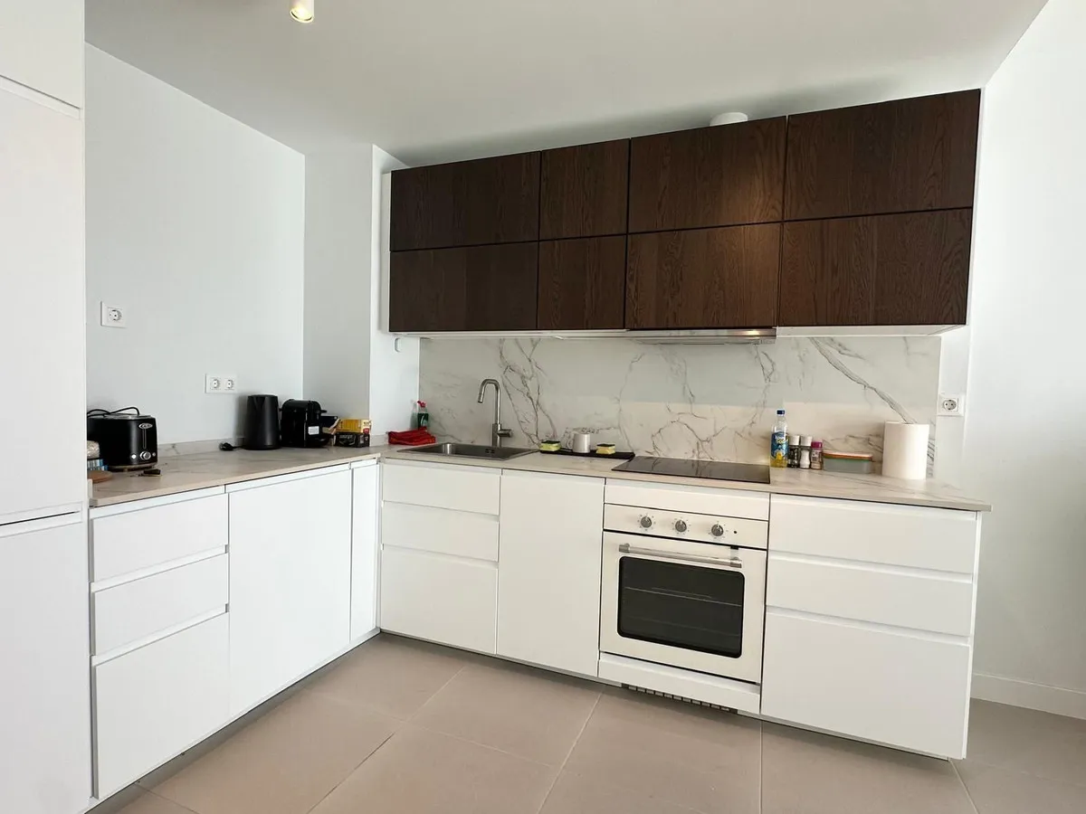 53f498d2-8612-42b4-a021-293aa4270723