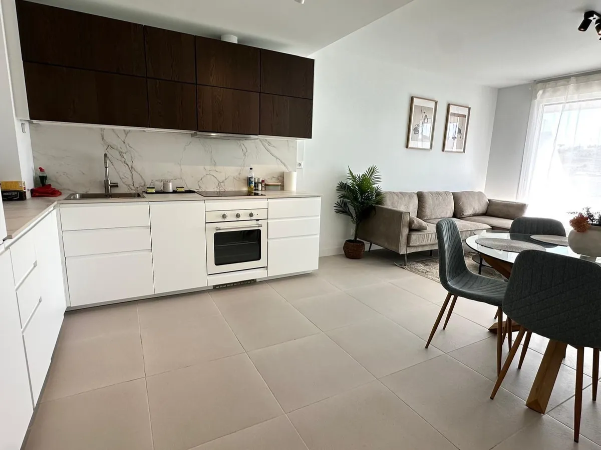 a06f0780-7485-4de4-ade2-ef1ff951af64