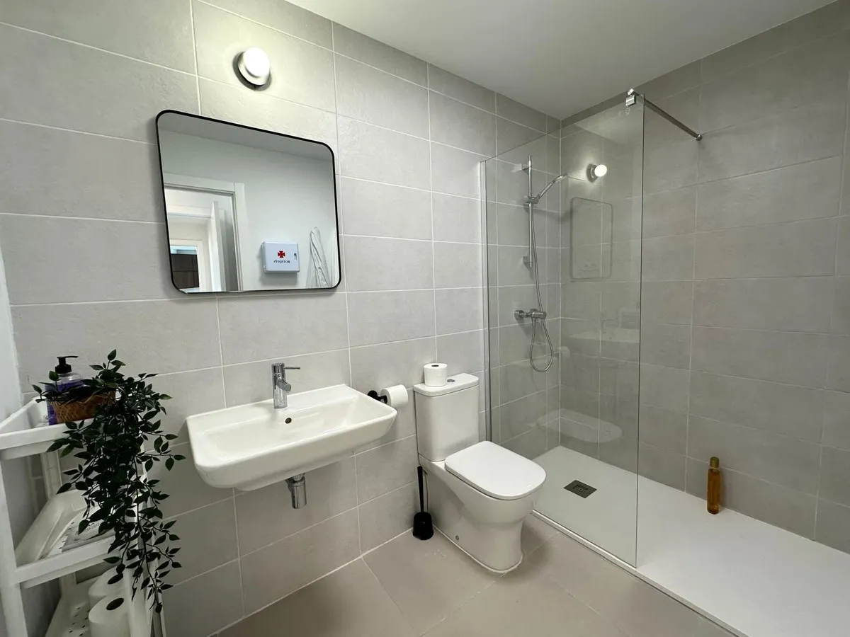 d73def95-2a3c-4ed8-b6c9-78f49037527d