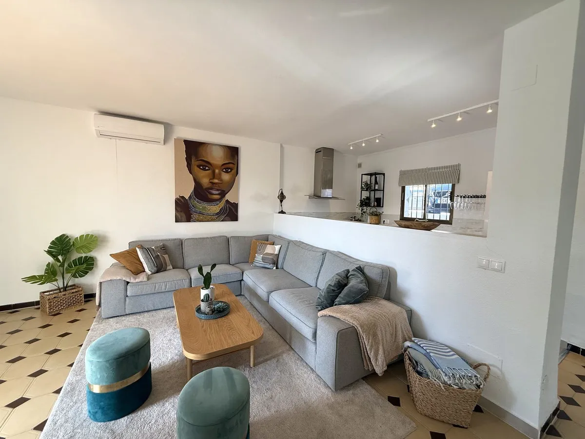 4cddf938-0346-436f-9938-f2f8513cc622