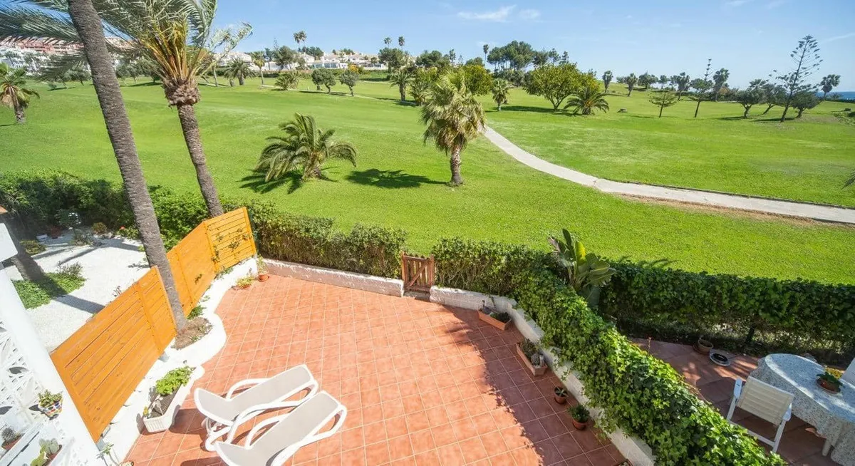 0369f700-b0bc-4fdd-baf2-4a78343c0b51