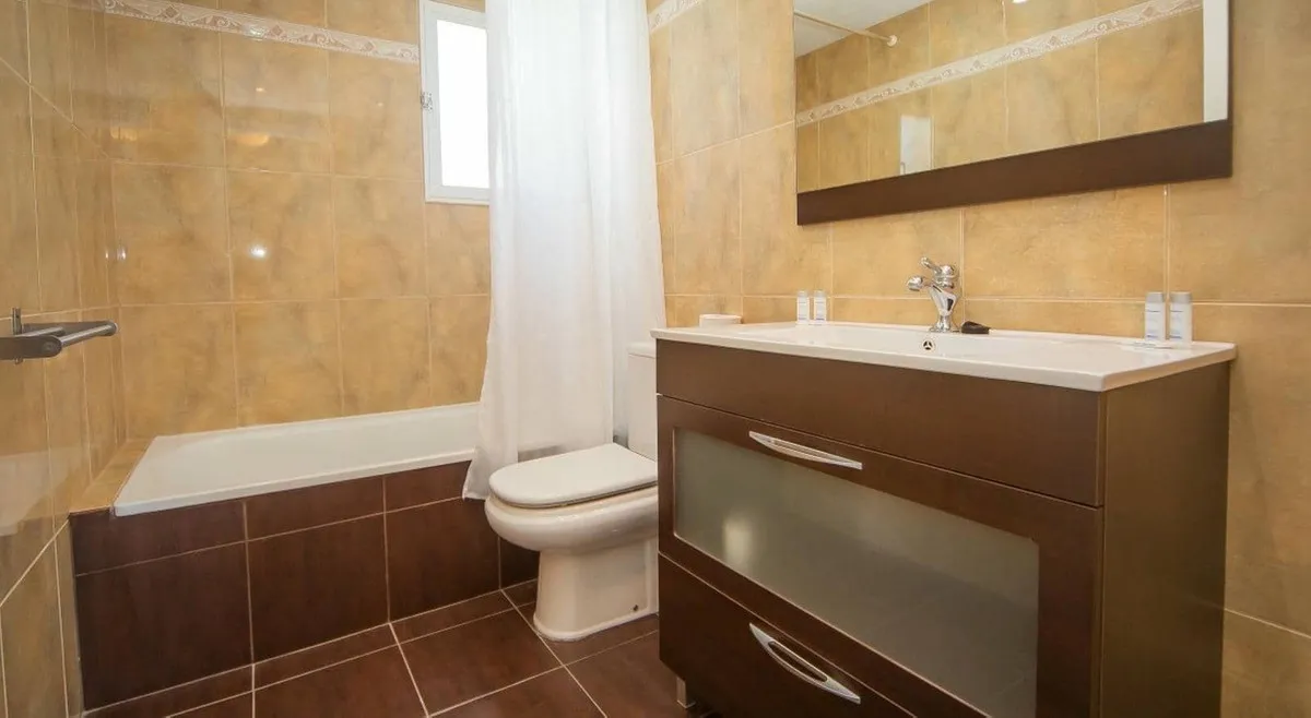 456e60a8-57dd-44ab-975d-586e7d6b228f