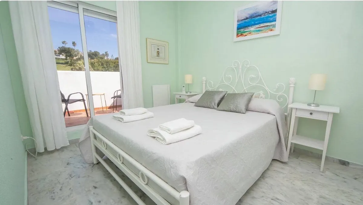 4c1f2c5a-3eb5-41f8-b819-dcc942609109