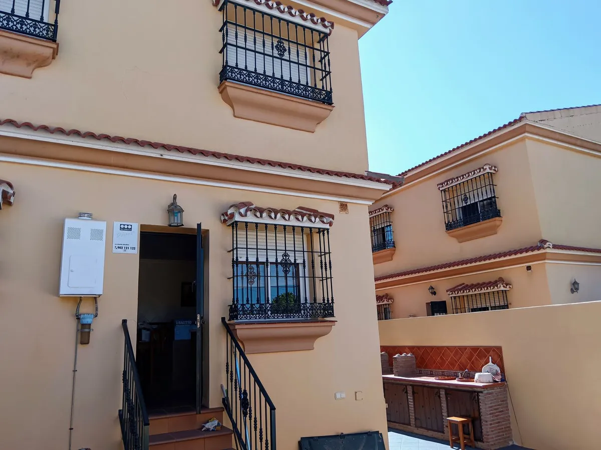 41aed80b-42b6-4925-bfaf-f4907de0cac2