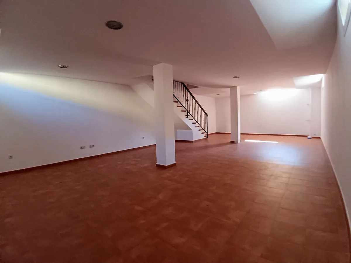 6c49183a-18b7-4441-b509-a6197639a311