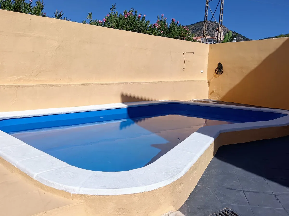 d6efa336-9b67-4f15-af71-9add9f8865d8